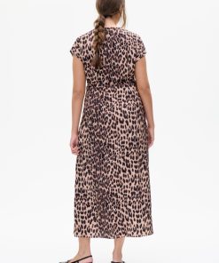 Voguenook.shop27f06d0e86 2
