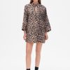 Voguenook.shop6123a055b8 1