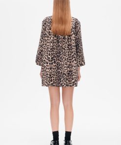 Voguenook.shop6123a055b8 2